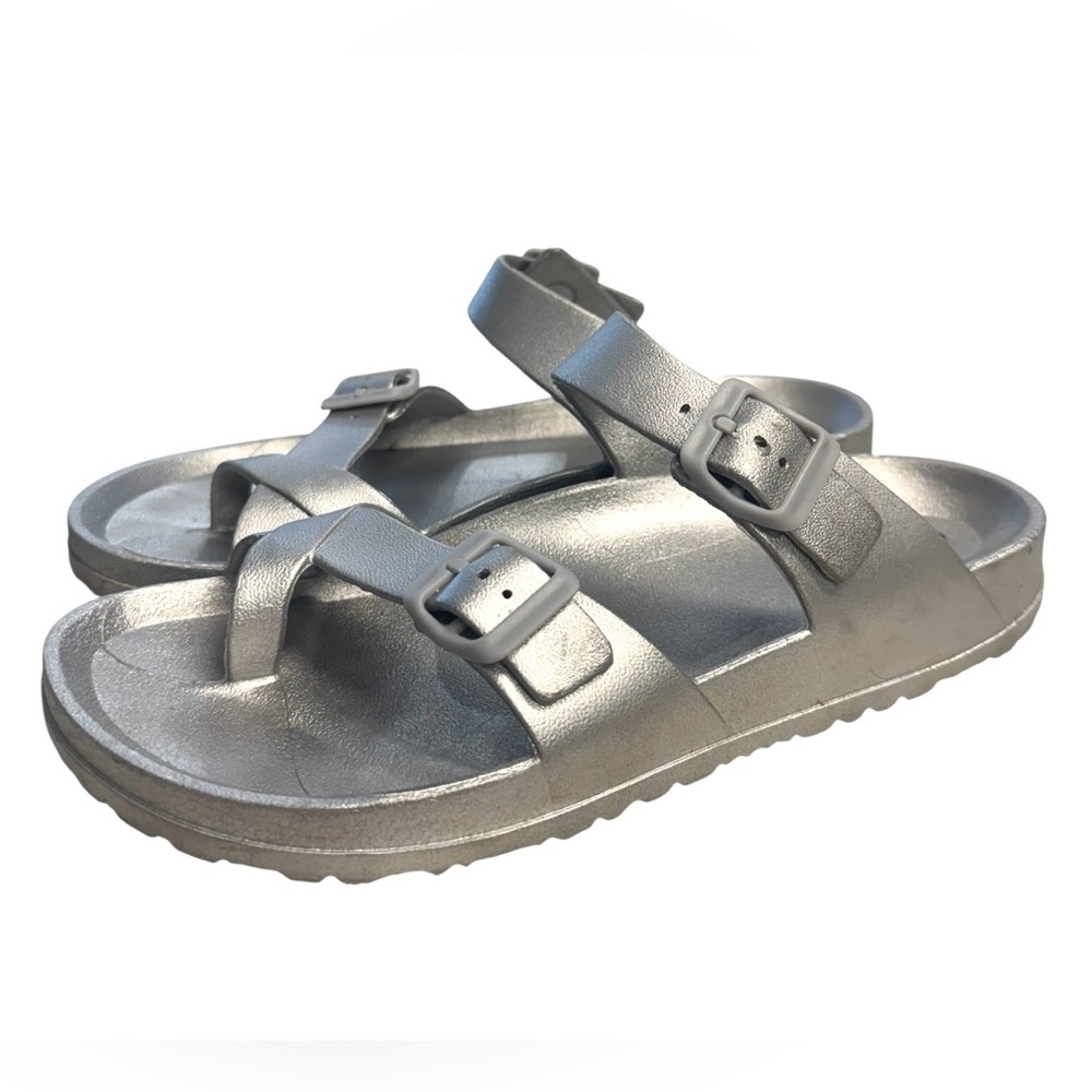 Outwoods Women’s Silver Metallic Sandals Size 10
